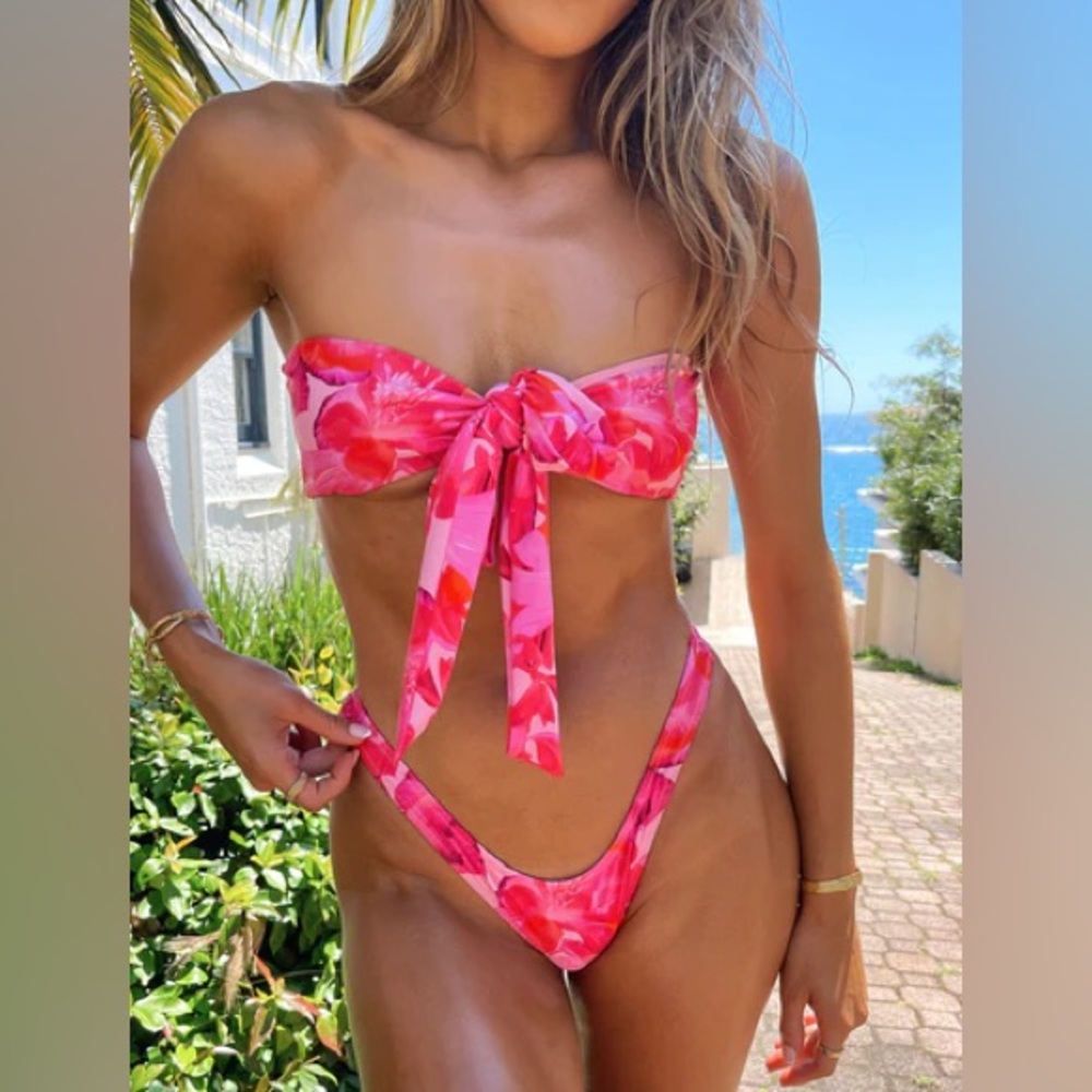 White fox bikini set